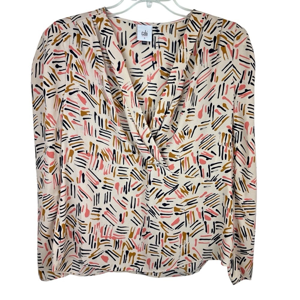 CAbi Marnie Abstract Print Popover Blouse Sz S - Picture 2 of 13